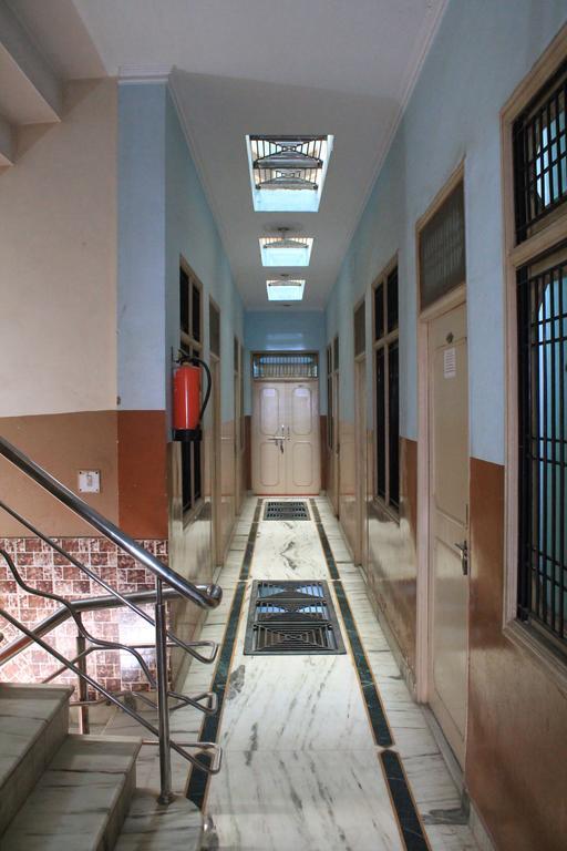 Krishnam Guest House Mathura Esterno foto